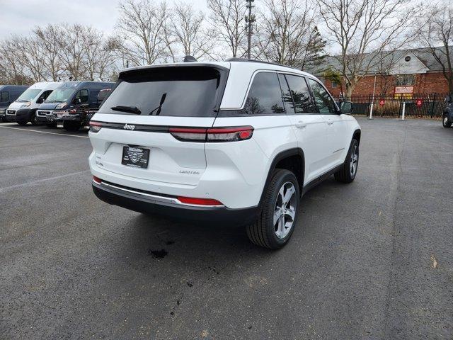 new 2024 Jeep Grand Cherokee car, priced at $44,855