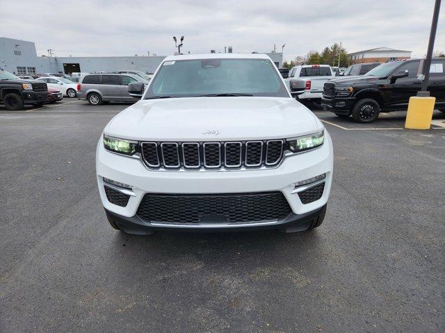 new 2024 Jeep Grand Cherokee car, priced at $44,855