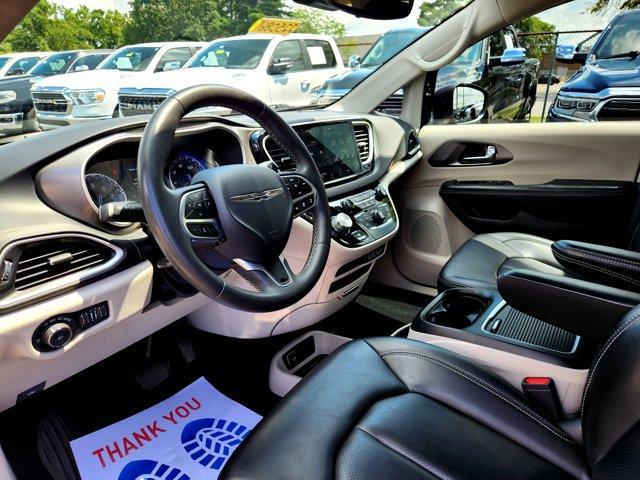 used 2023 Chrysler Pacifica car, priced at $22,391