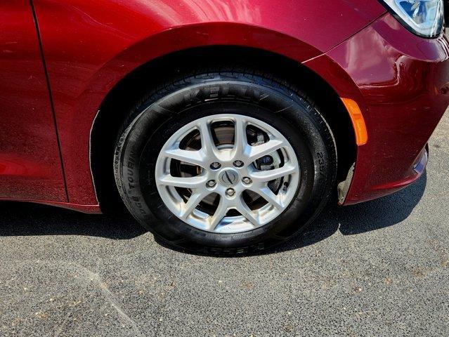 used 2023 Chrysler Pacifica car, priced at $22,391