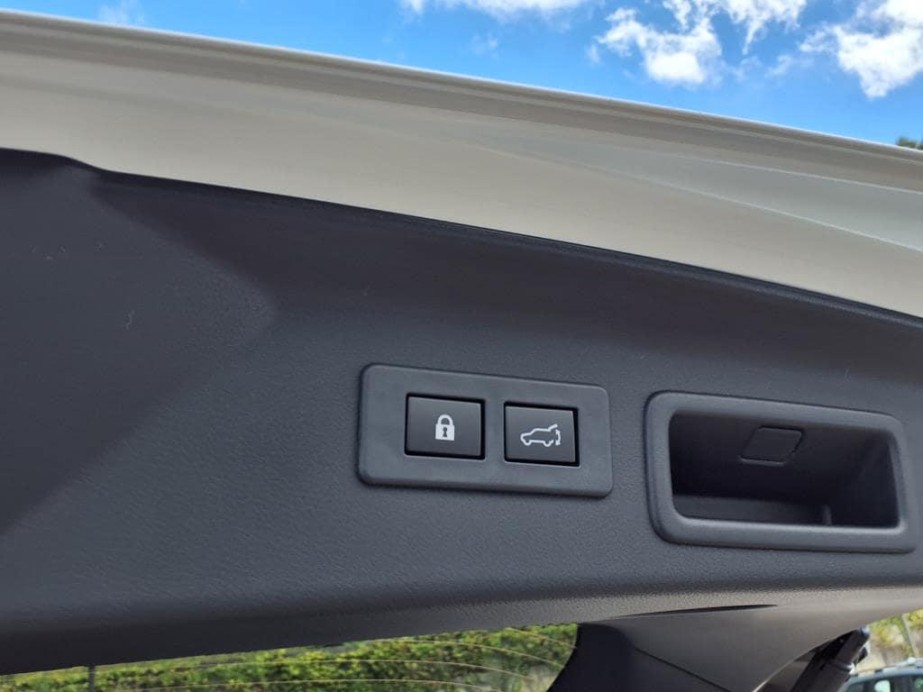 new 2025 Subaru Forester Hybrid car, priced at $38,433