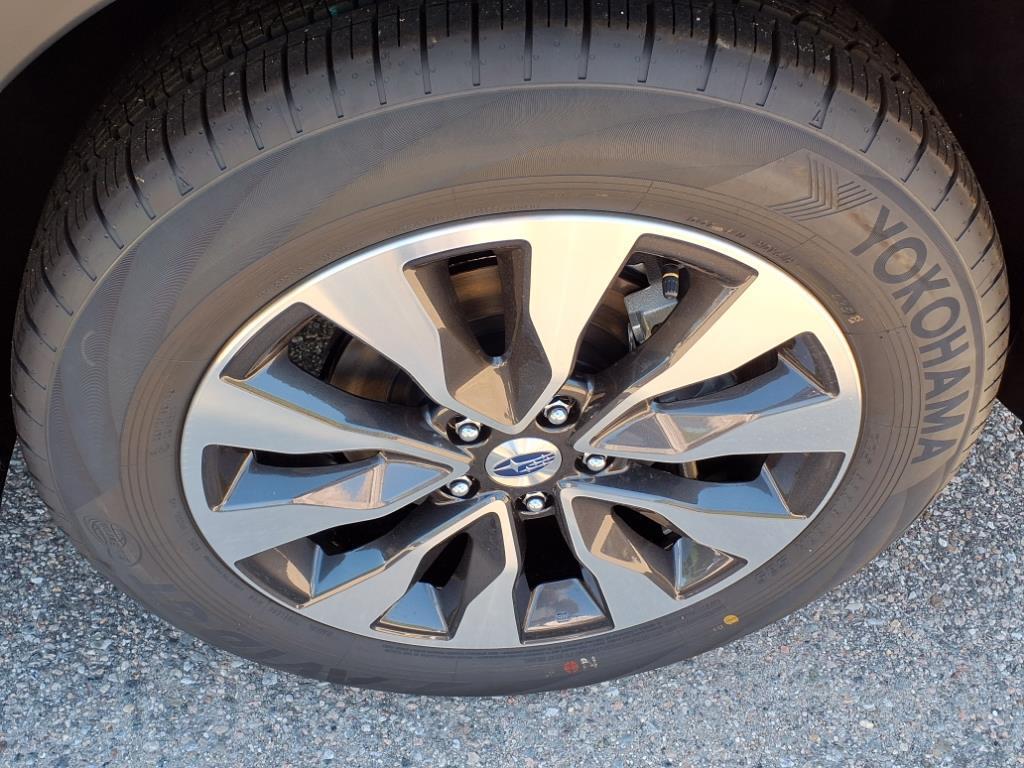 new 2025 Subaru Outback car, priced at $41,043