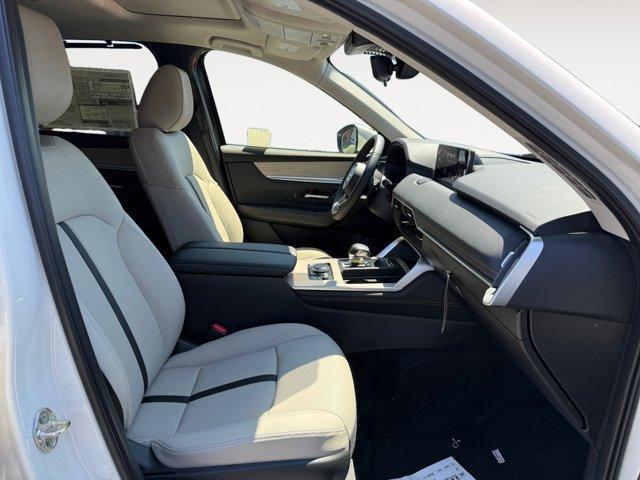 new 2025 Mazda CX-90 car, priced at $41,666