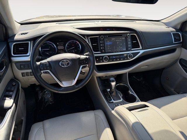 used 2019 Toyota Highlander Hybrid car, priced at $24,998