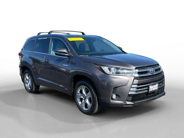 used 2019 Toyota Highlander Hybrid car, priced at $24,998