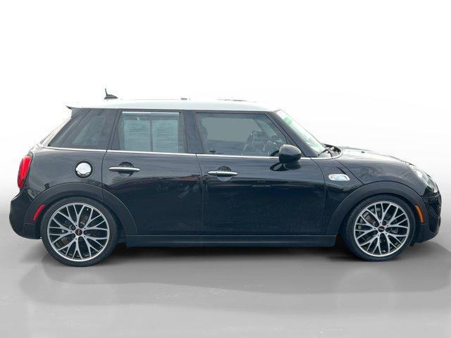 used 2019 MINI Hardtop car, priced at $18,598