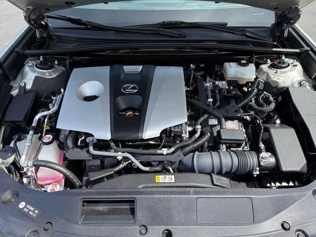 used 2020 Lexus ES 300h car, priced at $31,500