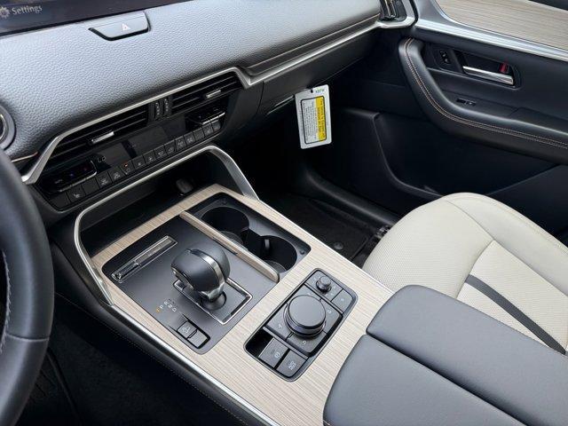 new 2025 Mazda CX-90 car, priced at $41,082