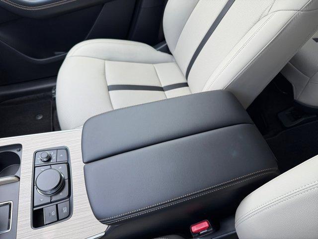 new 2025 Mazda CX-90 car, priced at $41,082