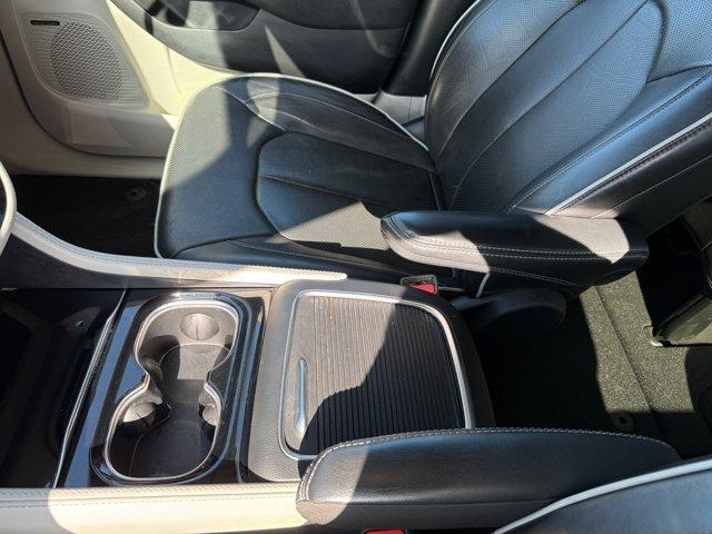 used 2022 Chrysler Pacifica car, priced at $24,998
