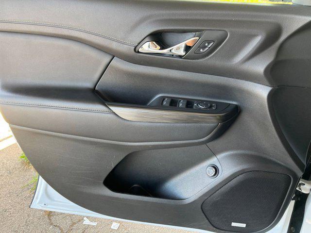 used 2023 GMC Acadia car, priced at $28,770
