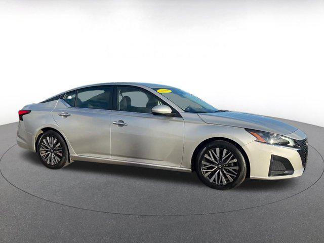 used 2023 Nissan Altima car, priced at $19,062