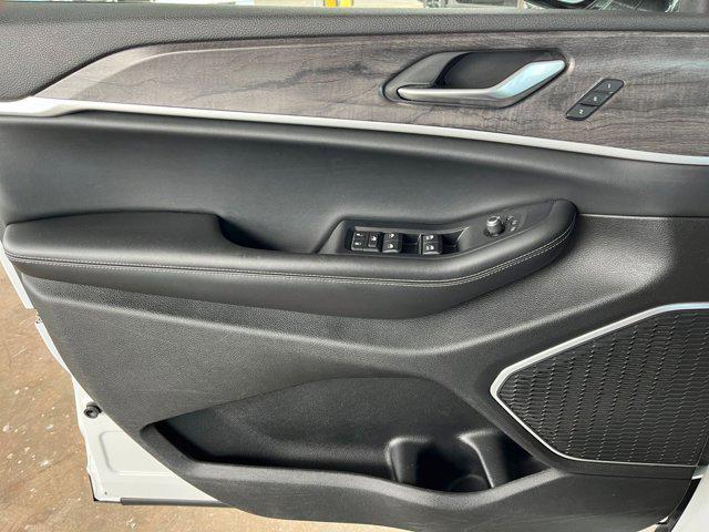used 2022 Jeep Grand Cherokee L car, priced at $29,601