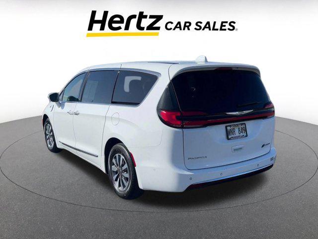 used 2022 Chrysler Pacifica Hybrid car, priced at $27,809