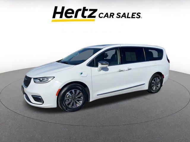 used 2022 Chrysler Pacifica Hybrid car, priced at $27,809