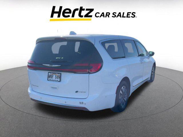 used 2022 Chrysler Pacifica Hybrid car, priced at $27,809