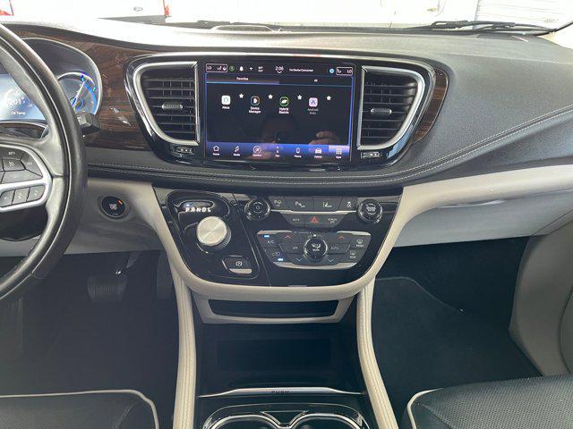 used 2022 Chrysler Pacifica Hybrid car, priced at $30,844