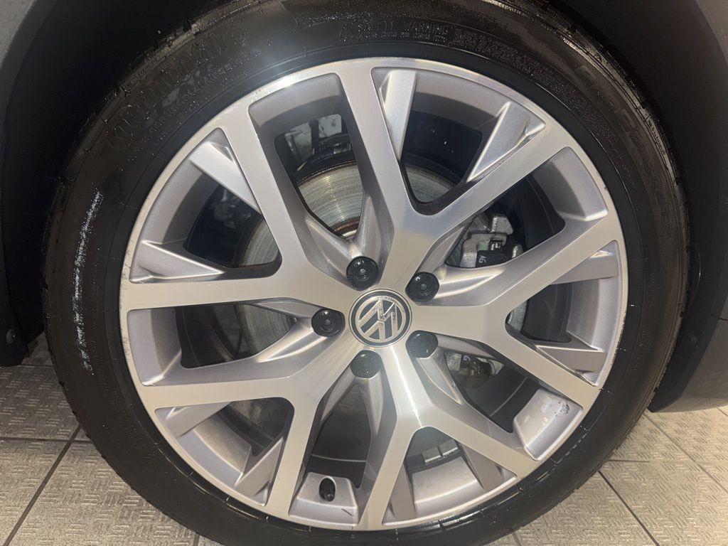 used 2019 Volkswagen Golf Alltrack car, priced at $24,995