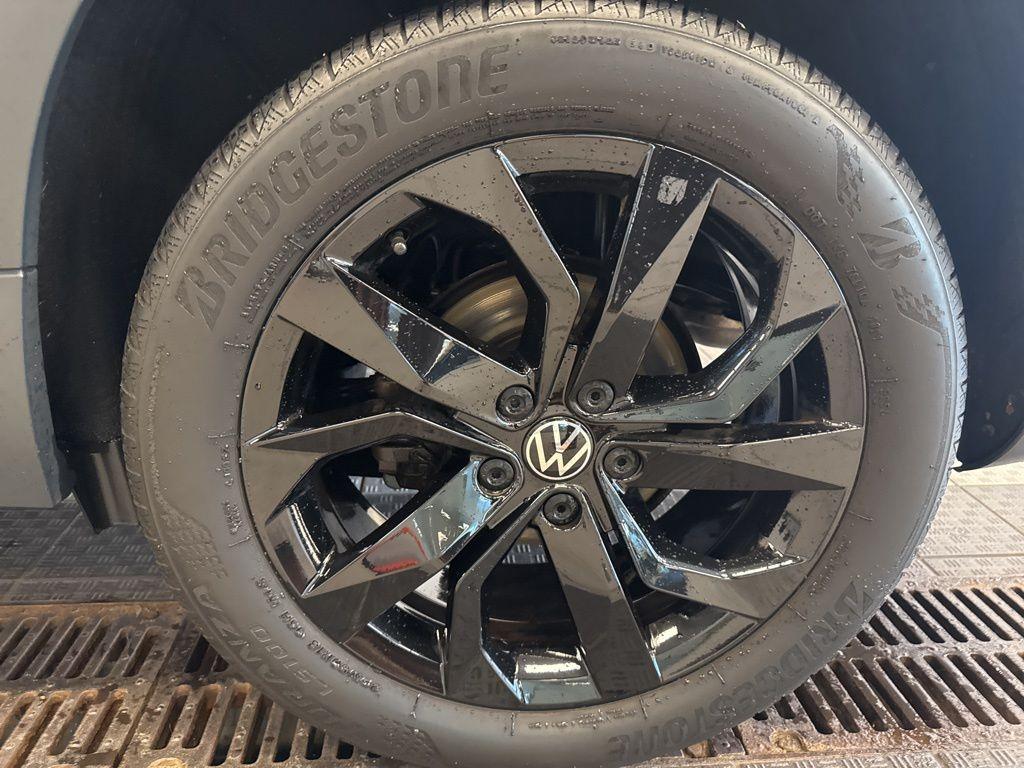 used 2022 Volkswagen Taos car, priced at $21,995