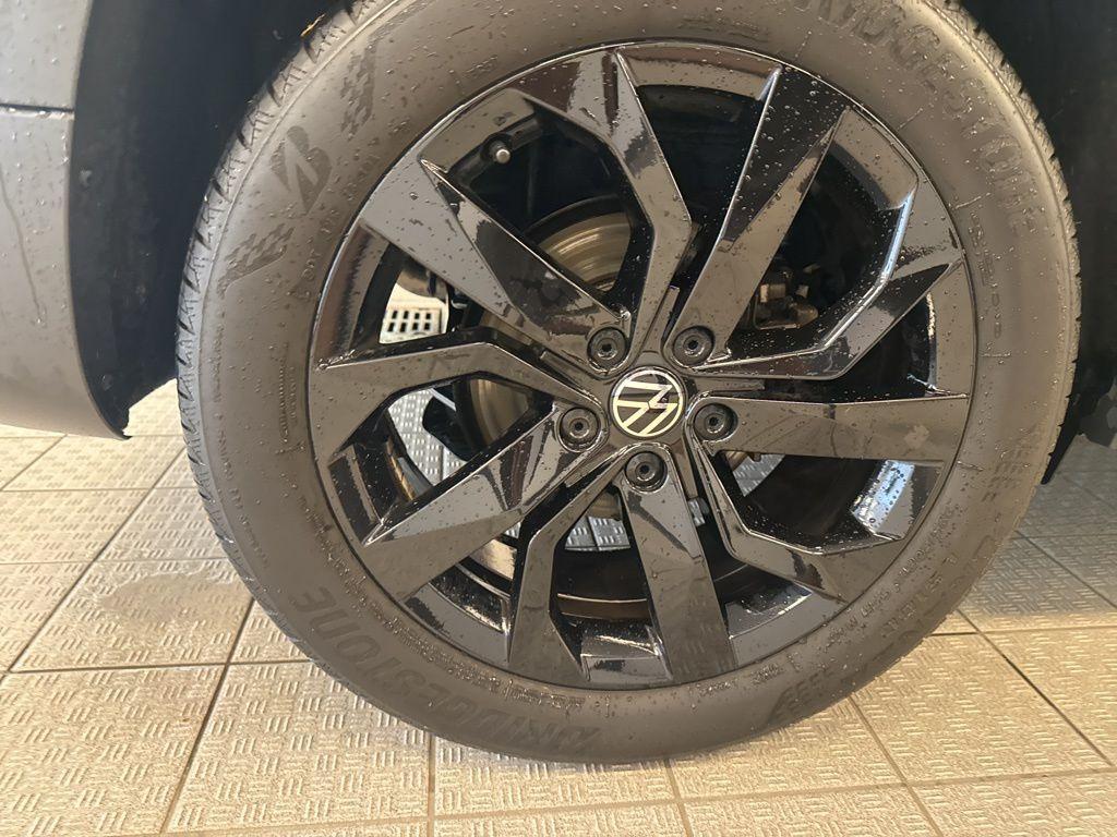 used 2022 Volkswagen Taos car, priced at $21,995