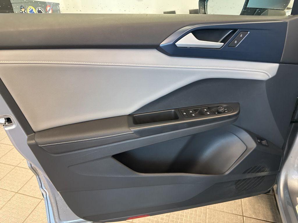 used 2024 Volkswagen Taos car, priced at $25,799