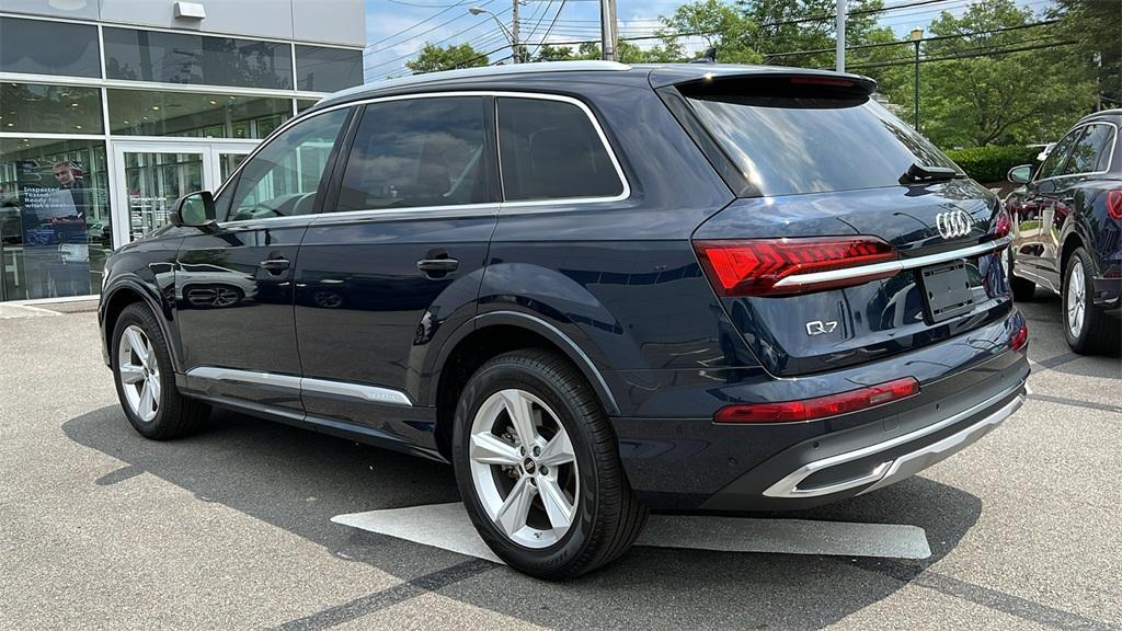 used 2024 Audi Q7 car, priced at $51,995