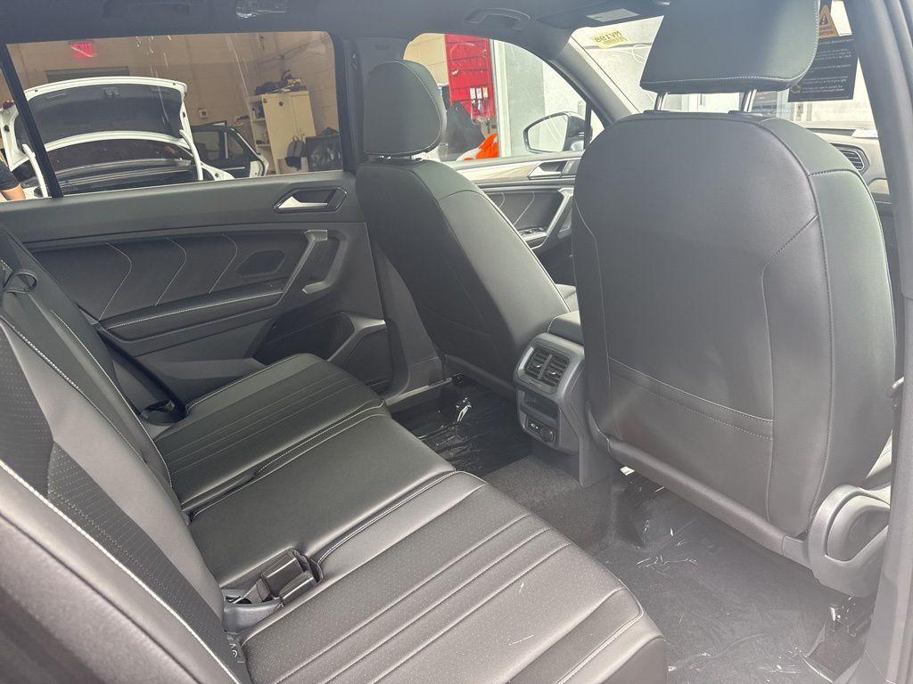 new 2024 Volkswagen Tiguan car, priced at $34,518