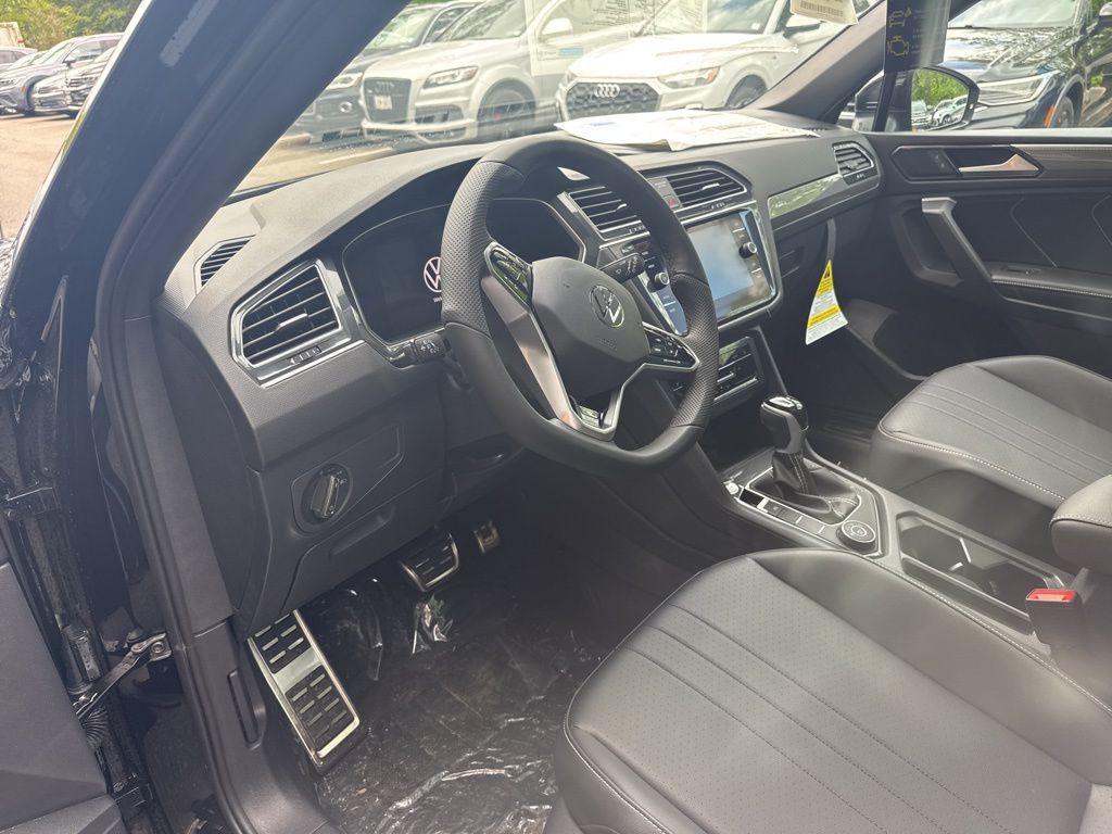 new 2024 Volkswagen Tiguan car, priced at $34,518