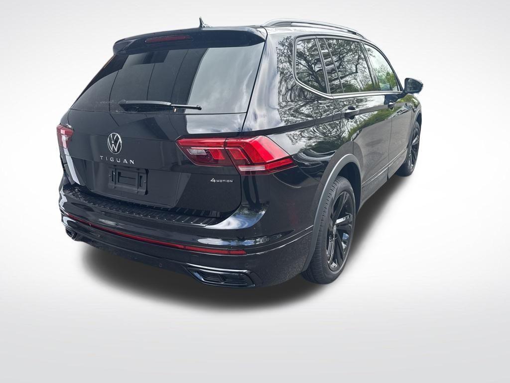 new 2024 Volkswagen Tiguan car, priced at $34,518