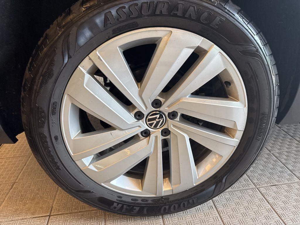 used 2022 Volkswagen Atlas Cross Sport car, priced at $26,998