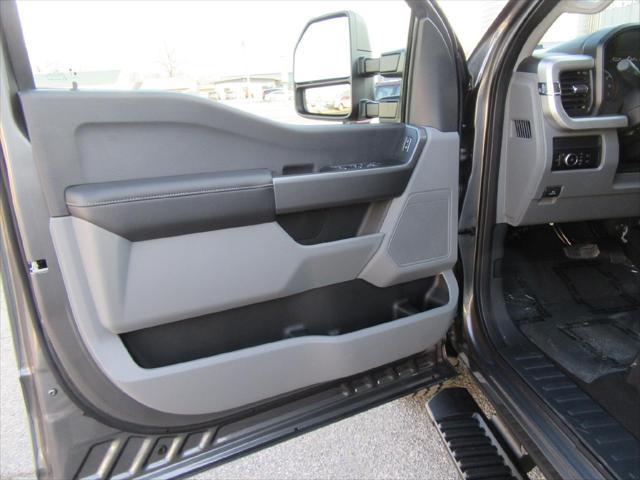 new 2025 Ford F-350 car, priced at $61,054