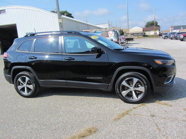 used 2022 Jeep Cherokee car, priced at $26,450