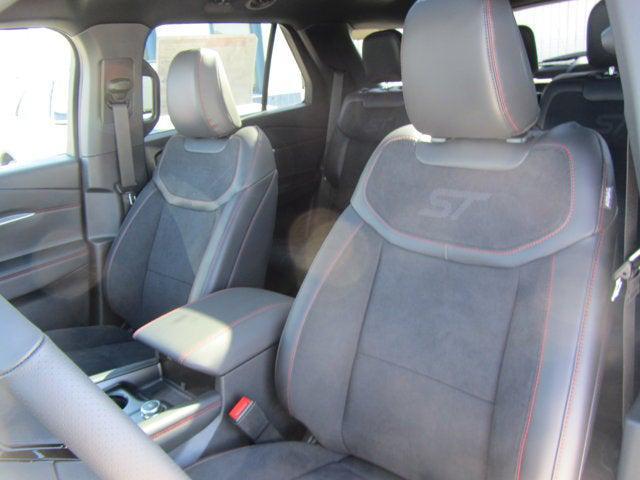 new 2025 Ford Explorer car, priced at $58,814