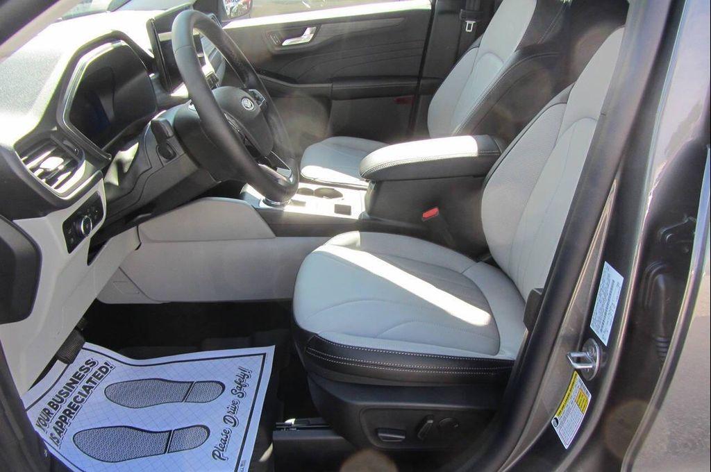 new 2025 Ford Escape PHEV car, priced at $44,180