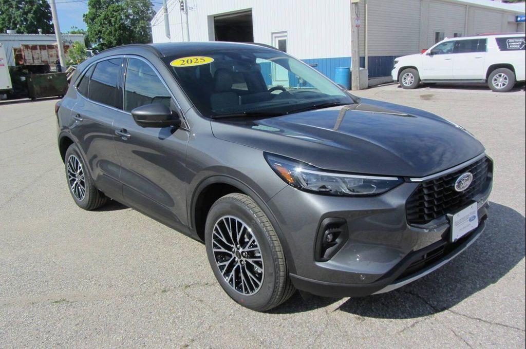 new 2025 Ford Escape PHEV car, priced at $44,180