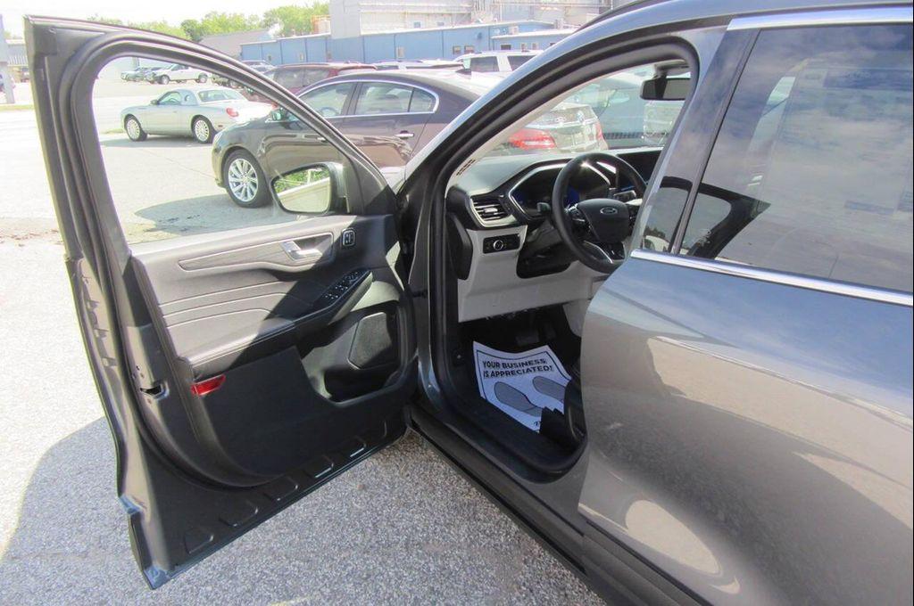 new 2025 Ford Escape PHEV car, priced at $44,180