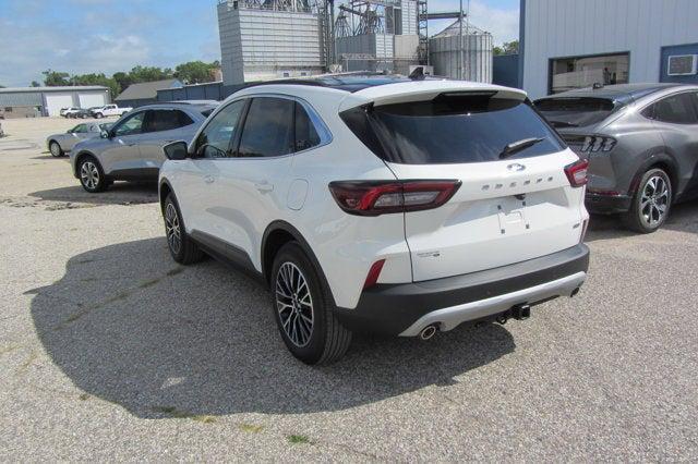 new 2025 Ford Escape PHEV car, priced at $37,671