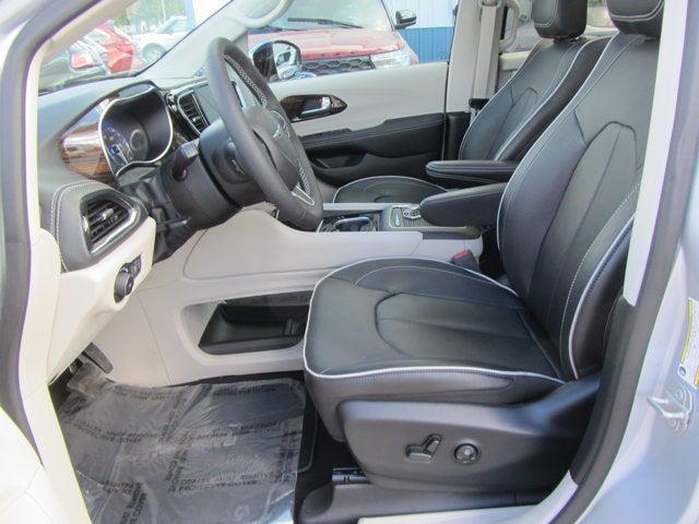 used 2023 Chrysler Pacifica car, priced at $39,950