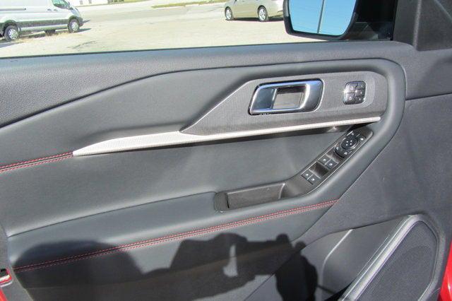 new 2025 Ford Explorer car, priced at $50,060