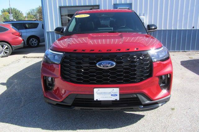 new 2025 Ford Explorer car, priced at $50,060