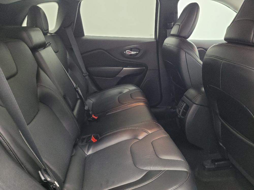 used 2020 Jeep Cherokee car, priced at $23,495