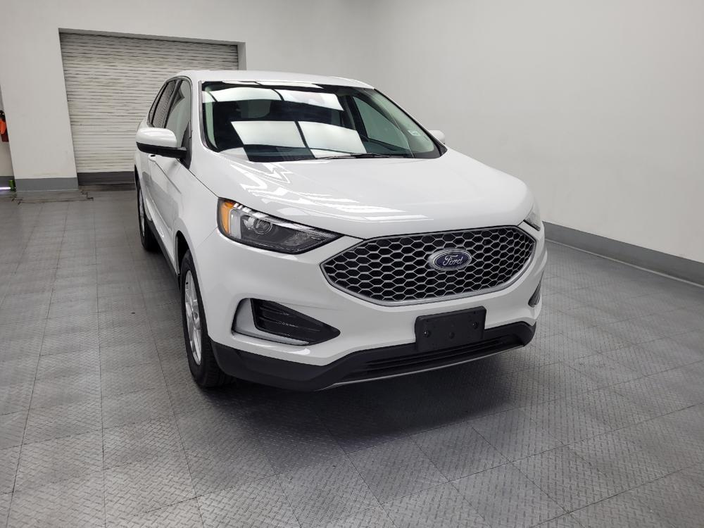 used 2024 Ford Edge car, priced at $26,895