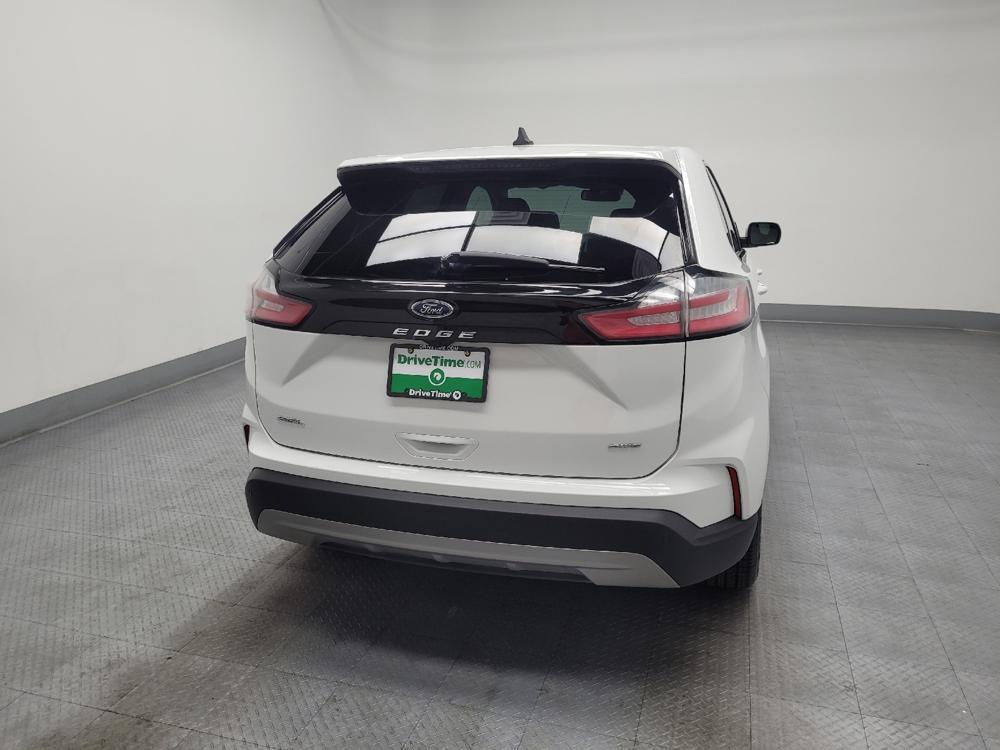 used 2024 Ford Edge car, priced at $25,795