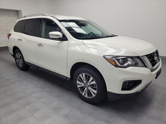 used 2020 Nissan Pathfinder car, priced at $25,095