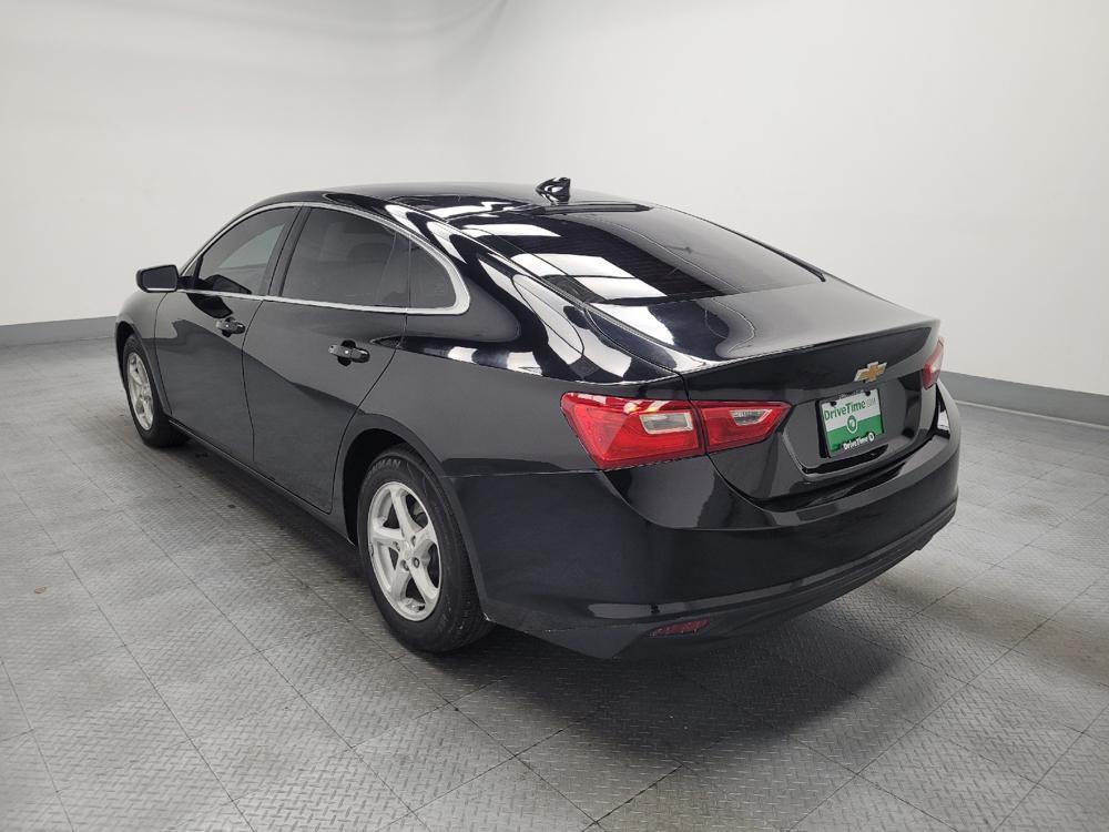 used 2017 Chevrolet Malibu car, priced at $13,095