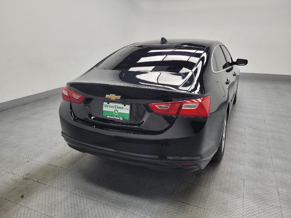 used 2017 Chevrolet Malibu car, priced at $13,095