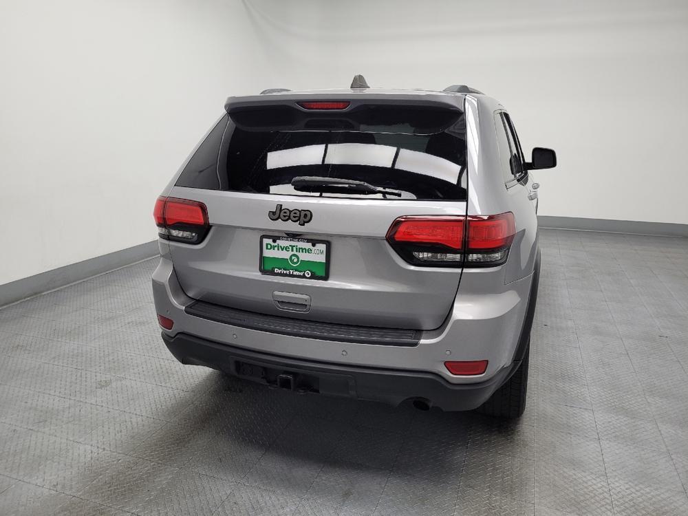 used 2016 Jeep Grand Cherokee car, priced at $15,595