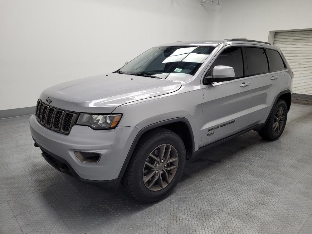 used 2016 Jeep Grand Cherokee car, priced at $15,595