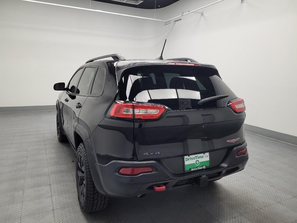 used 2018 Jeep Cherokee car, priced at $17,595