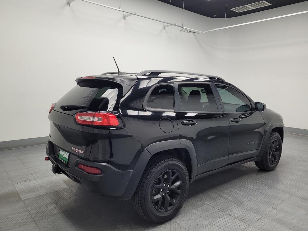 used 2018 Jeep Cherokee car, priced at $17,595